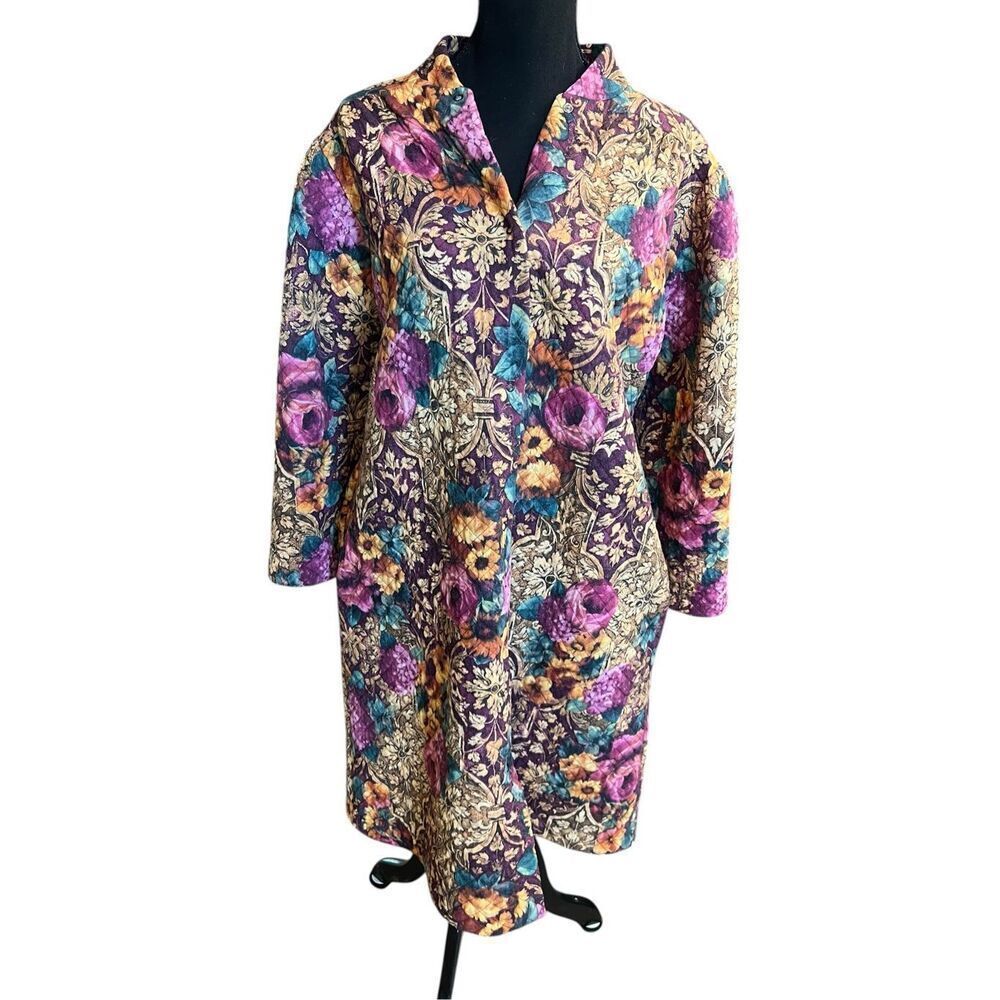 Miss Elaine quilted multicolor floral damask snap button house coat cardigan